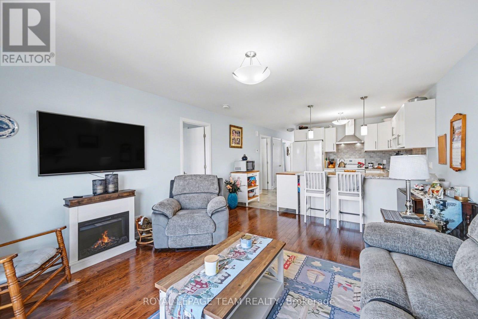 442 Arora Crescent, North Dundas, Ontario  K0C 2K0 - Photo 5 - X13024246