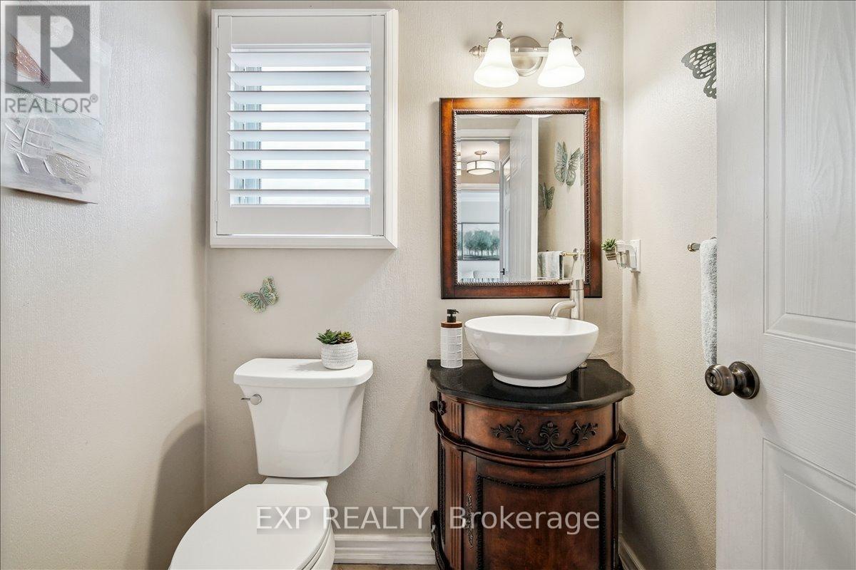 2417 Headon Forest Drive, Burlington, Ontario  L7M 3K7 - Photo 13 - W13024164