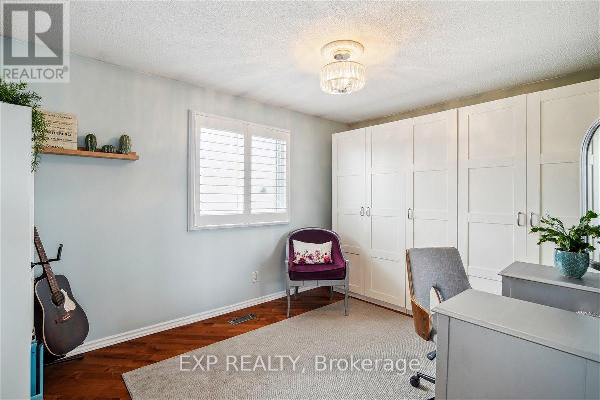 2417 Headon Forest Drive, Burlington, Ontario  L7M 3K7 - Photo 16 - W13024164