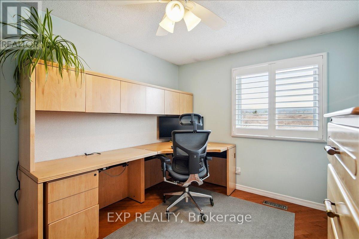 2417 Headon Forest Drive, Burlington, Ontario  L7M 3K7 - Photo 17 - W13024164