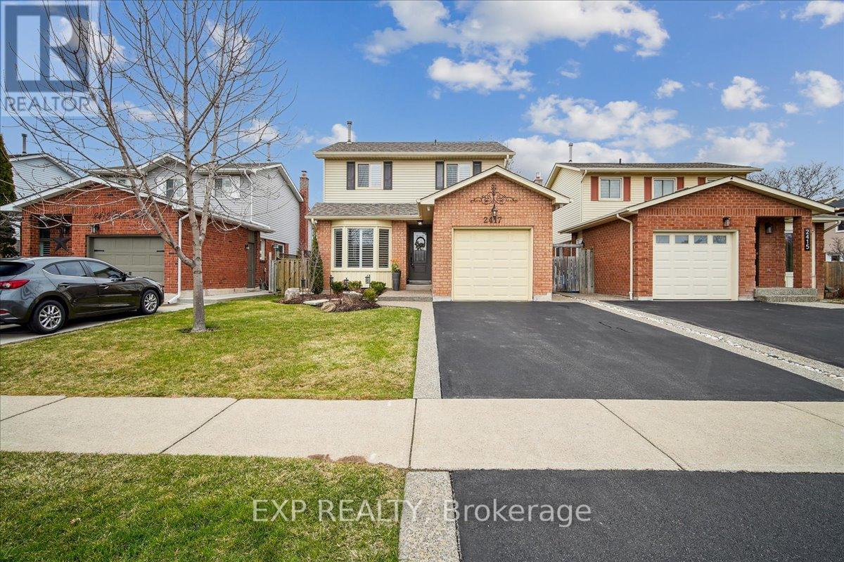 2417 Headon Forest Drive, Burlington, Ontario  L7M 3K7 - Photo 2 - W13024164