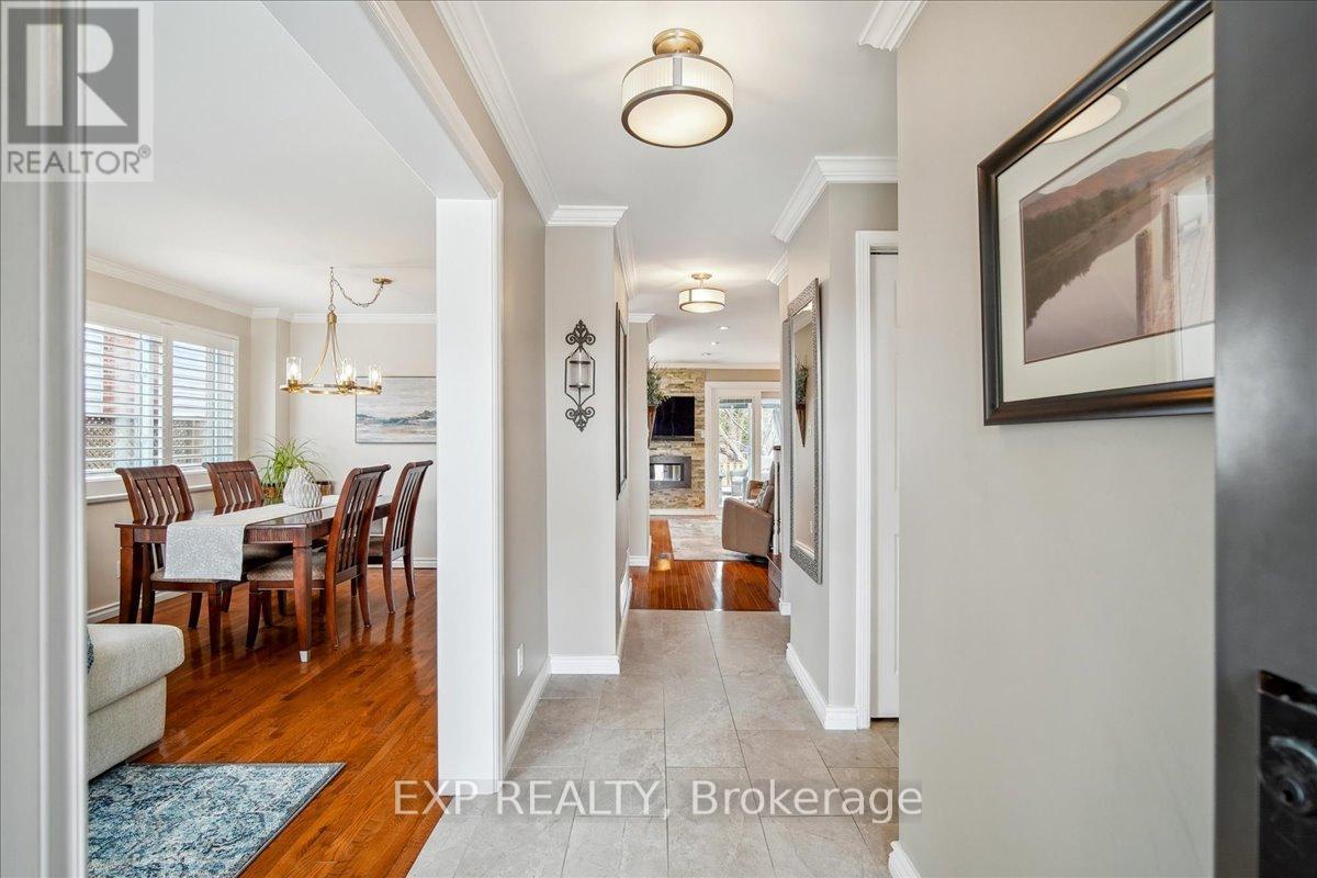 2417 Headon Forest Drive, Burlington, Ontario  L7M 3K7 - Photo 4 - W13024164