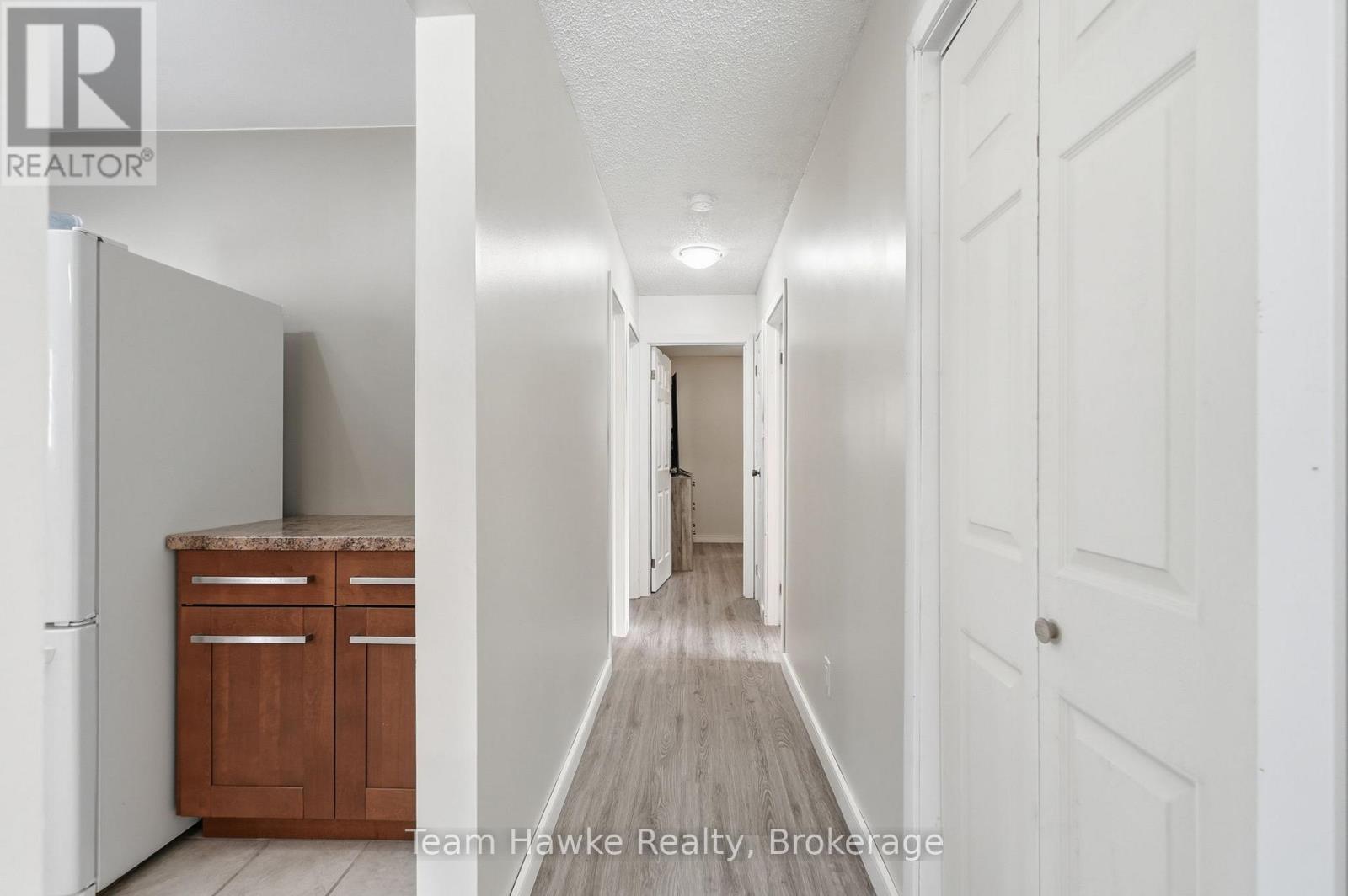 679 Simcoe Avenue, Tay, Ontario  L0K 1R0 - Photo 13 - S12945100