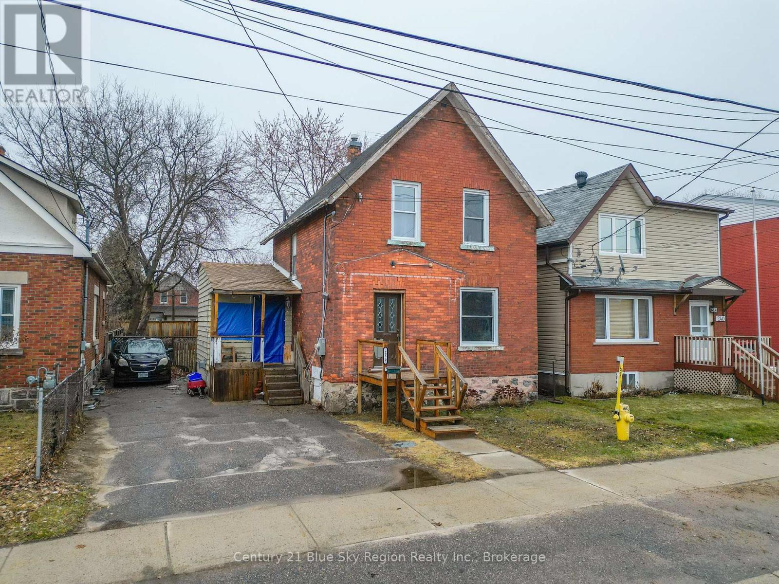 250 Fifth Avenue W, North Bay, Ontario  P1B 3N6 - Photo 2 - X13024282