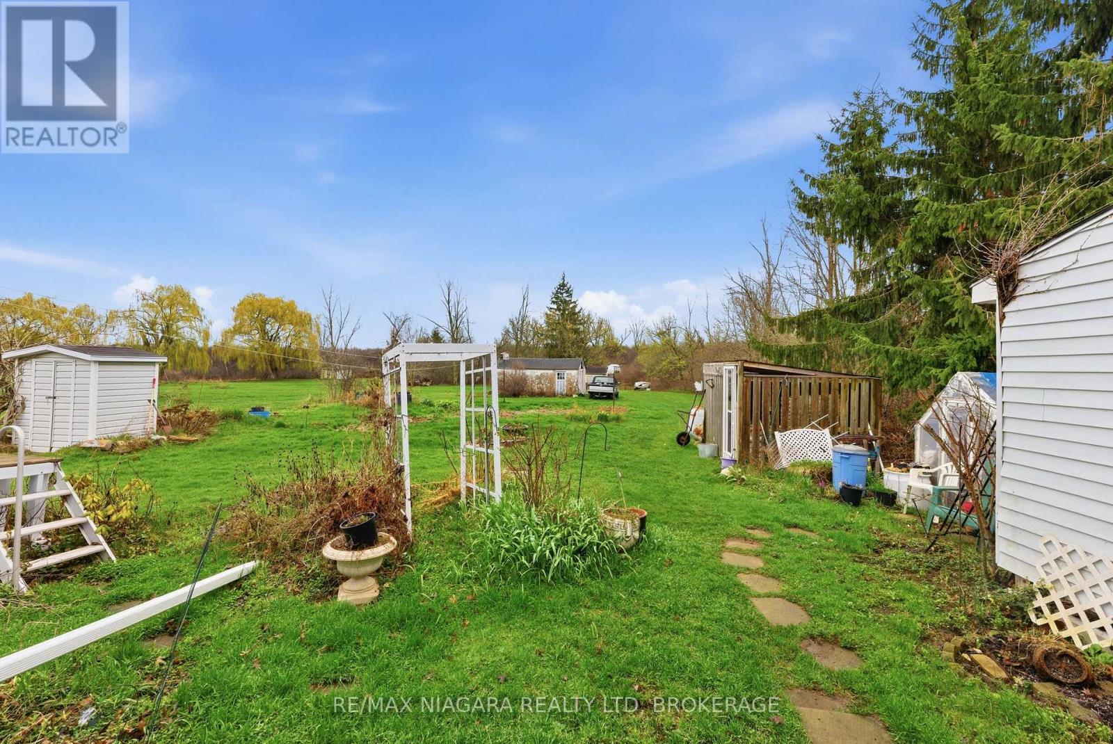 10364 Willodell Road, Niagara Falls, Ontario  L0S 1K0 - Photo 32 - X13024082
