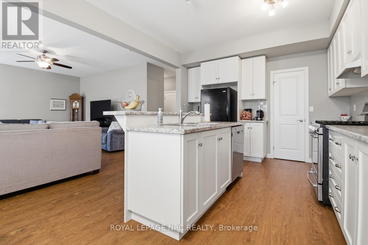 633 Winston Road, Grimsby, Ontario  L3M 0H4 - Photo 13 - X13024156