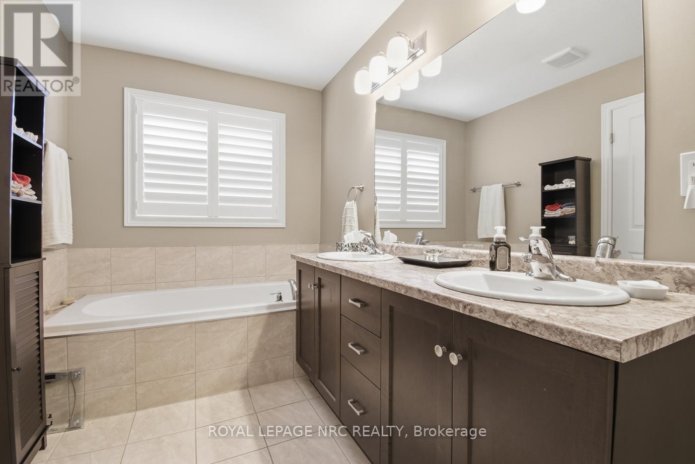 633 Winston Road, Grimsby, Ontario  L3M 0H4 - Photo 28 - X13024156