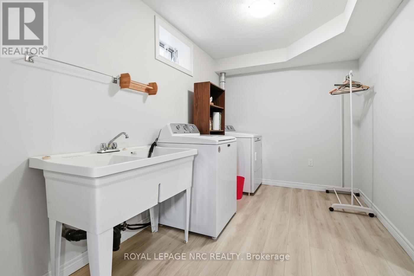 633 Winston Road, Grimsby, Ontario  L3M 0H4 - Photo 38 - X13024156