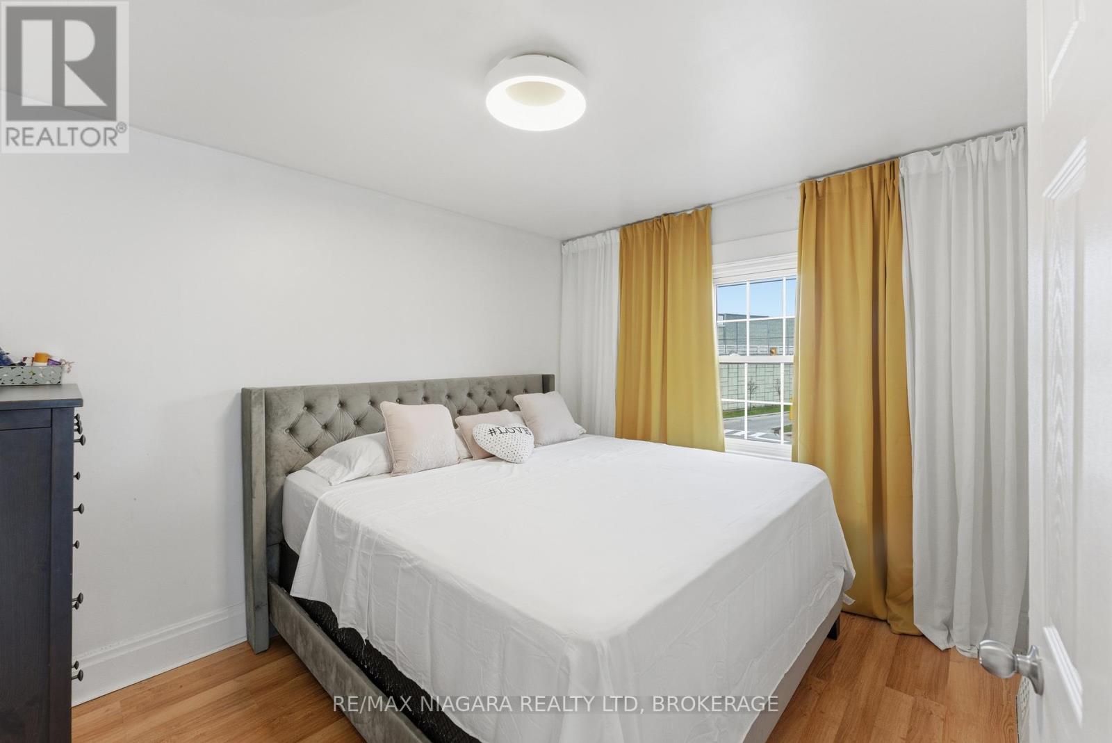 243 Geneva Street, St. Catharines, Ontario  L2R 4R2 - Photo 11 - X13024244