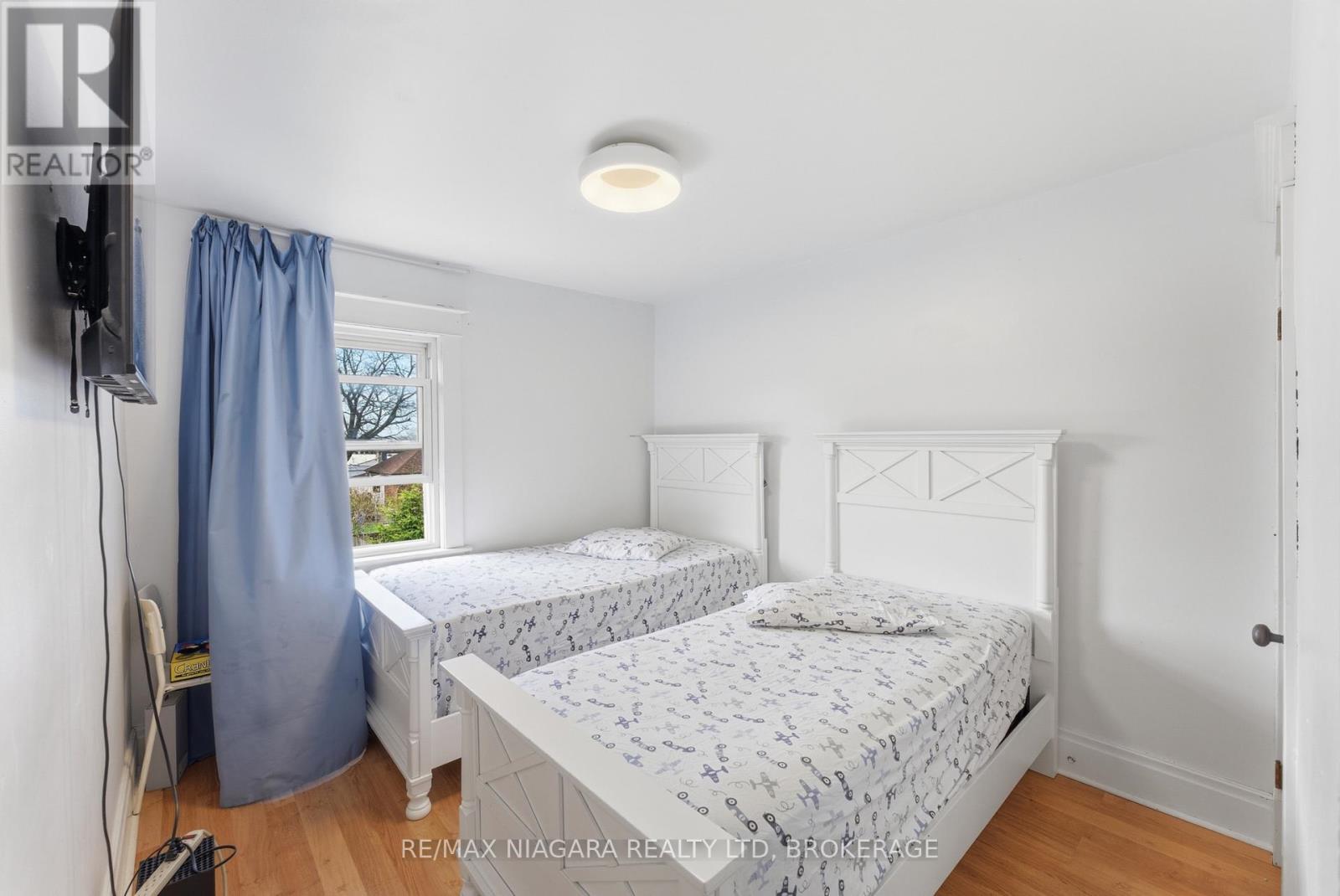 243 Geneva Street, St. Catharines, Ontario  L2R 4R2 - Photo 12 - X13024244