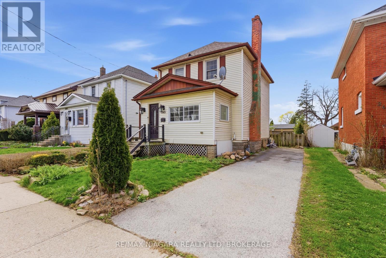 243 Geneva Street, St. Catharines, Ontario  L2R 4R2 - Photo 2 - X13024244