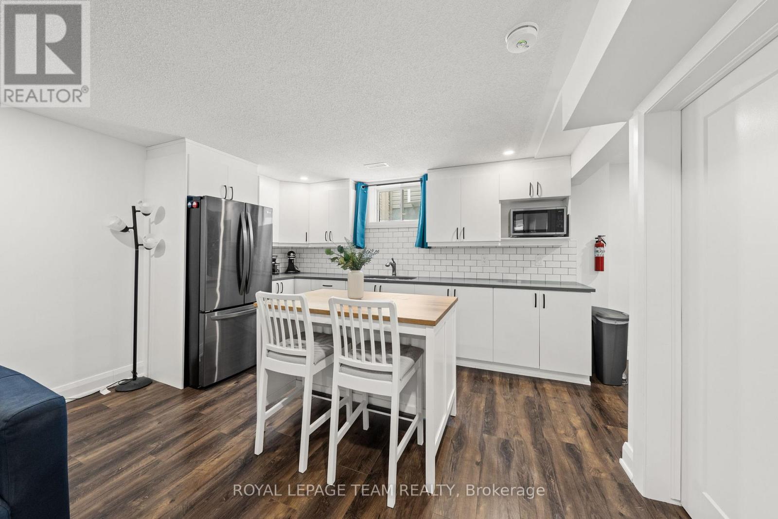 111 Dun Skipper Drive, Ottawa, Ontario  K1X 0G1 - Photo 29 - X12837782