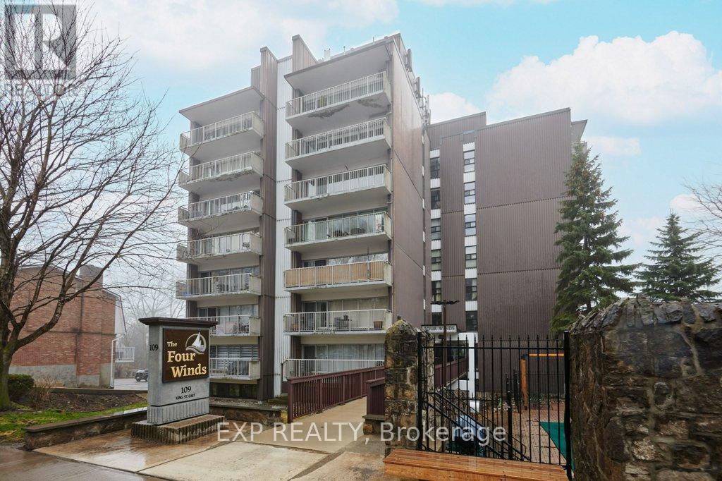 304 - 109 King Street E, Brockville, Ontario  K6V 1B8 - Photo 1 - X13024302