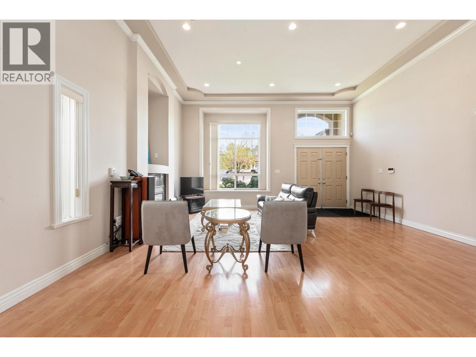 1351 Duthie Avenue, Burnaby, British Columbia  V5A 2R5 - Photo 4 - R3113539