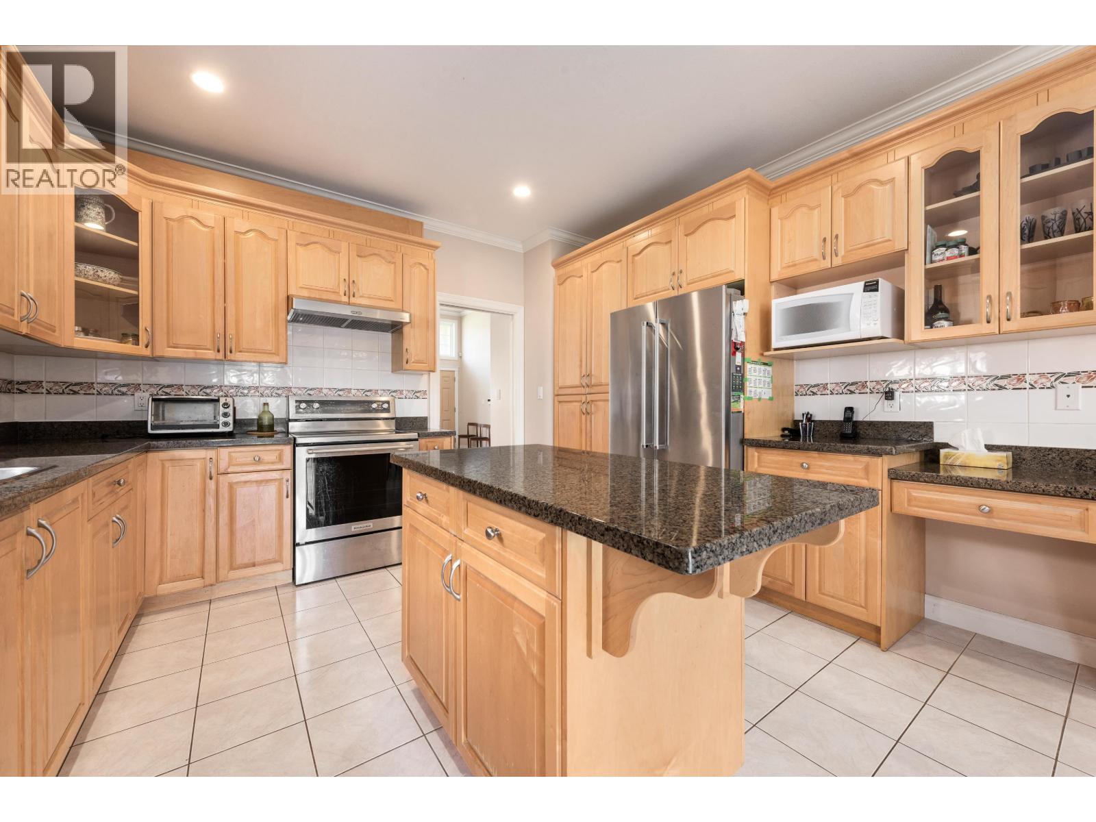 1351 Duthie Avenue, Burnaby, British Columbia  V5A 2R5 - Photo 10 - R3113539