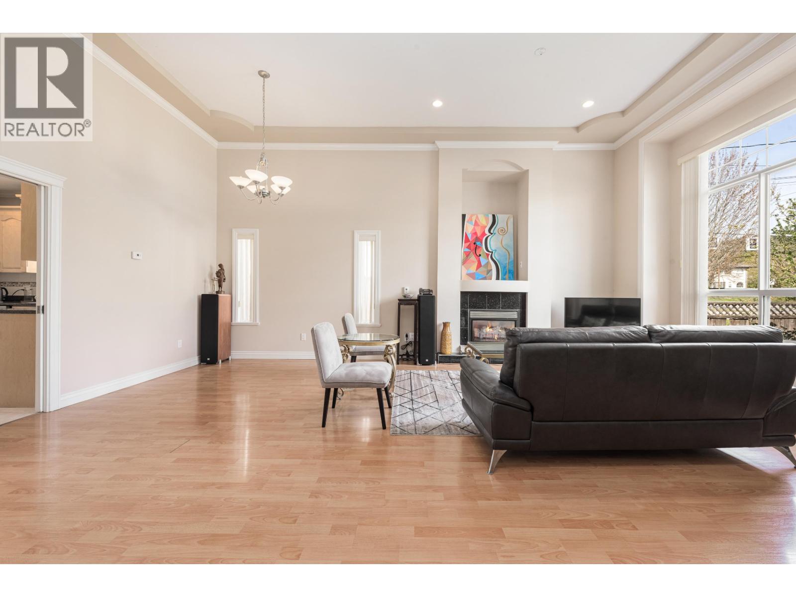 1351 Duthie Avenue, Burnaby, British Columbia  V5A 2R5 - Photo 5 - R3113539