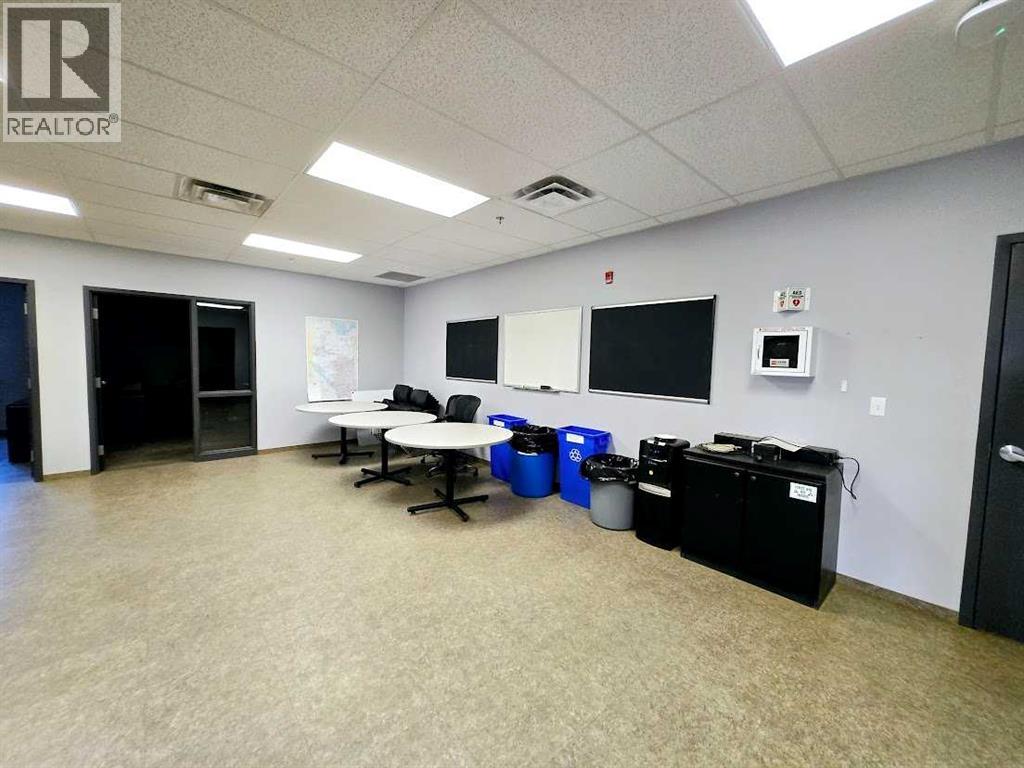 # 9 Spruce Drive, Sedgewick, Alberta  T0B 4C0 - Photo 12 - A2160622