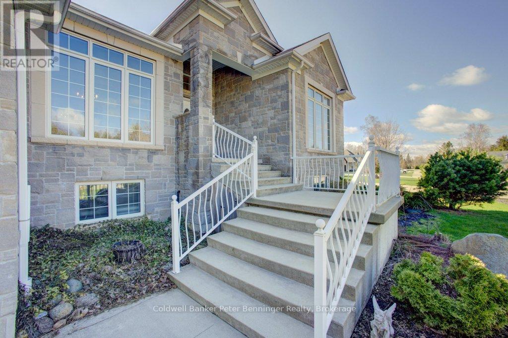 196 Birchwood Avenue, Kincardine, Ontario  N0G 2T0 - Photo 3 - X13023962