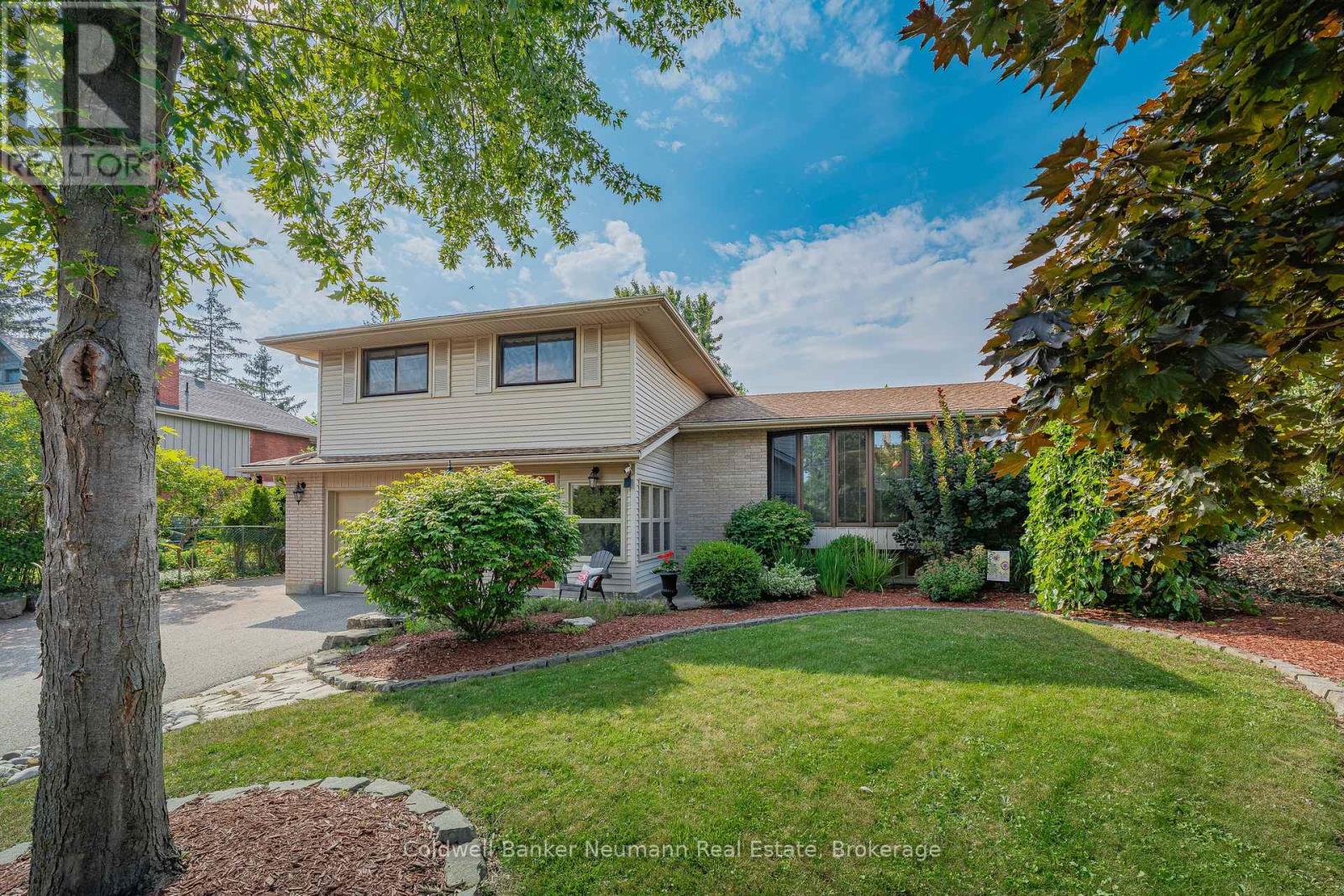 61 Bellevue Street, Guelph, Ontario  N1G 1E9 - Photo 4 - X13024014