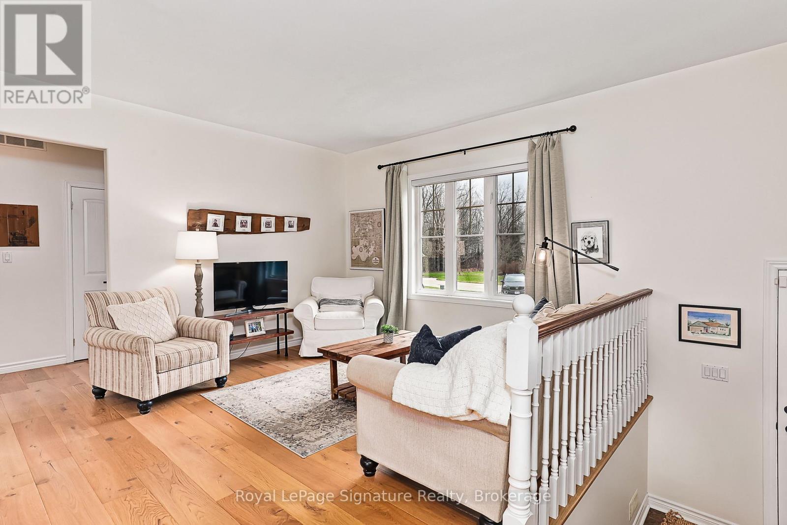 7 Grace Avenue, Meaford, Ontario  N4L 1E7 - Photo 4 - X13024062