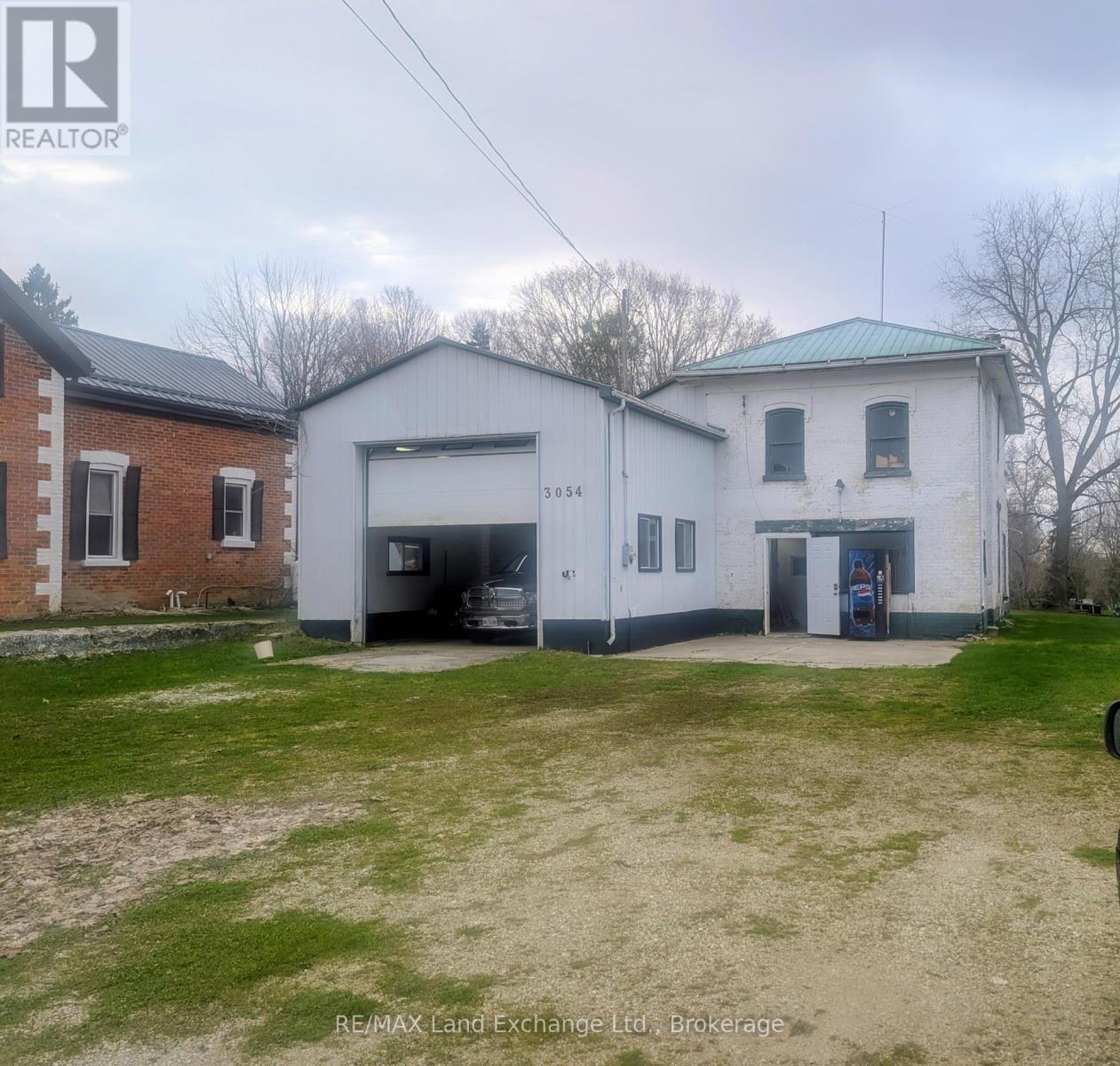 3054 Adelaide Street, Howick, Ontario  N0G 1V0 - Photo 2 - X13024252