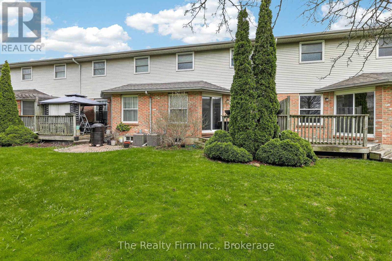2 - 397 Springbank Avenue N, Woodstock, Ontario  N4T 1P8 - Photo 4 - X12847498