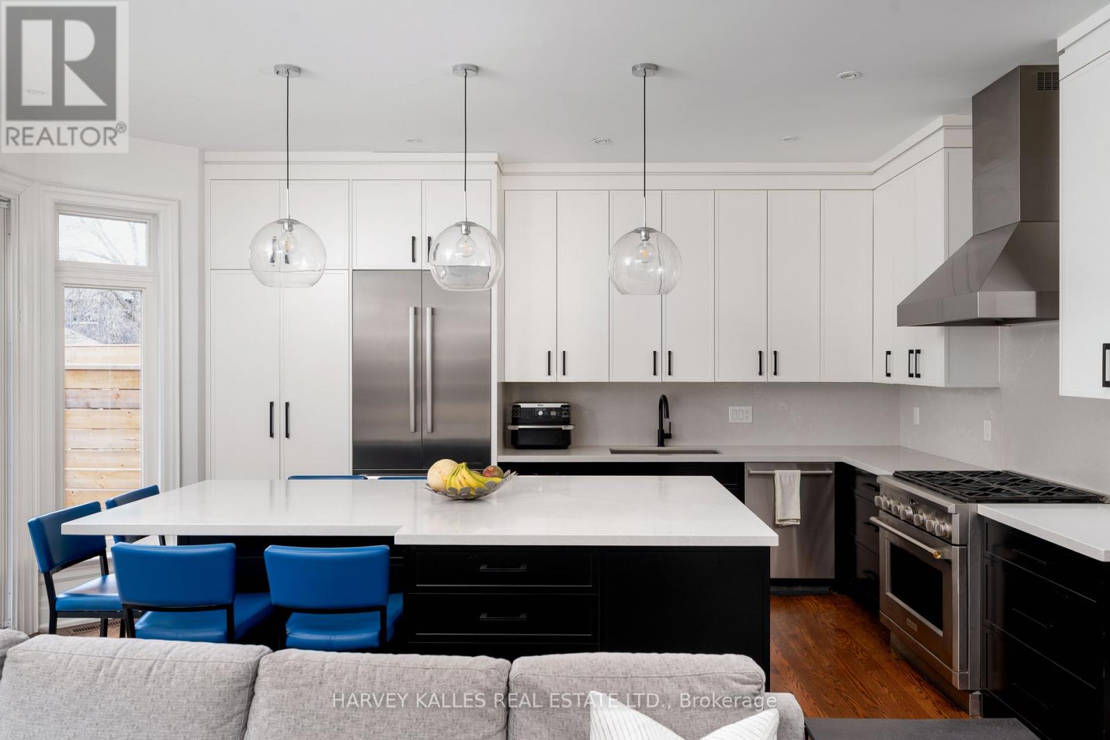 57 Burncrest Drive, Toronto, Ontario  M5M 2Z4 - Photo 14 - C13023922