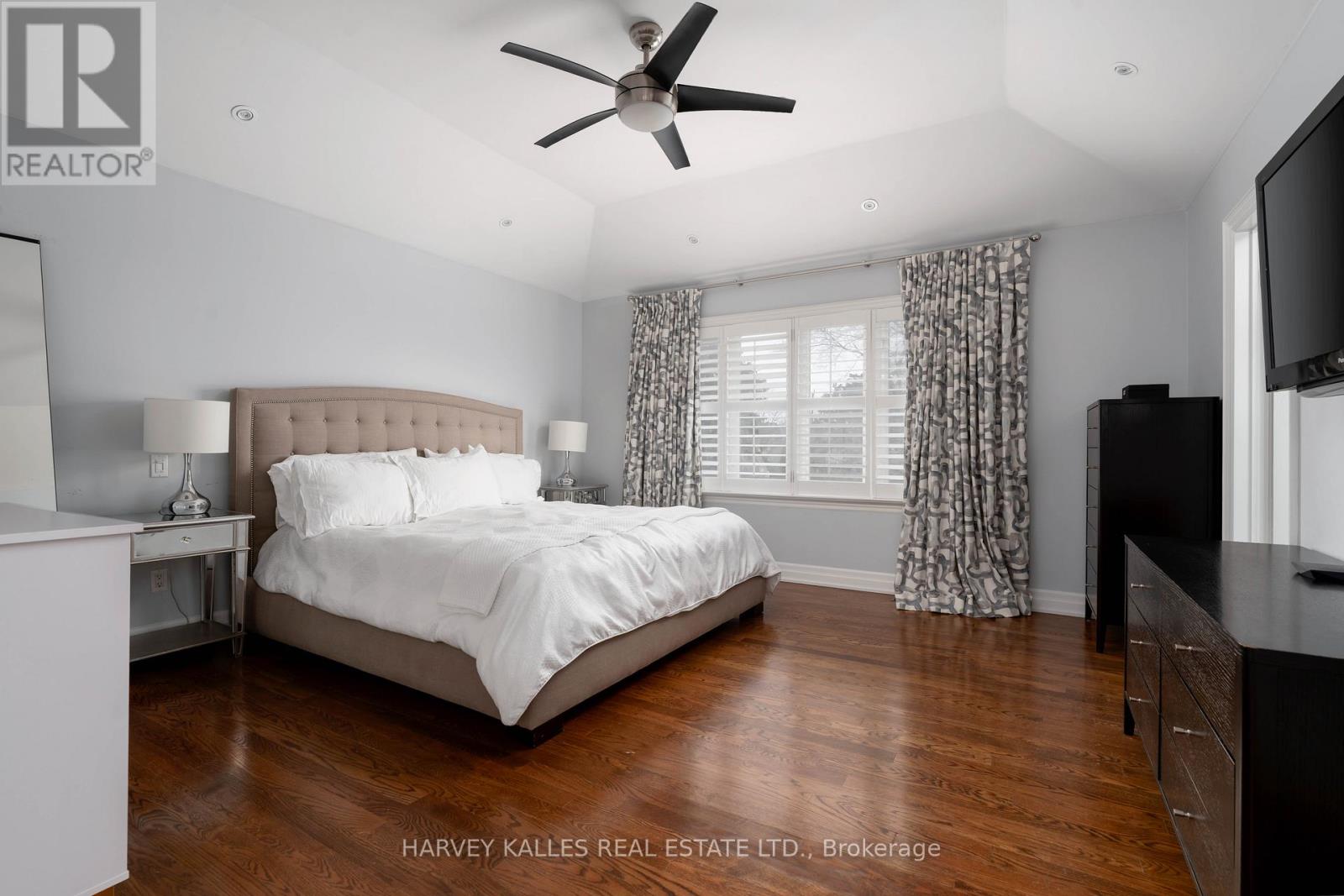 57 Burncrest Drive, Toronto, Ontario  M5M 2Z4 - Photo 18 - C13023922