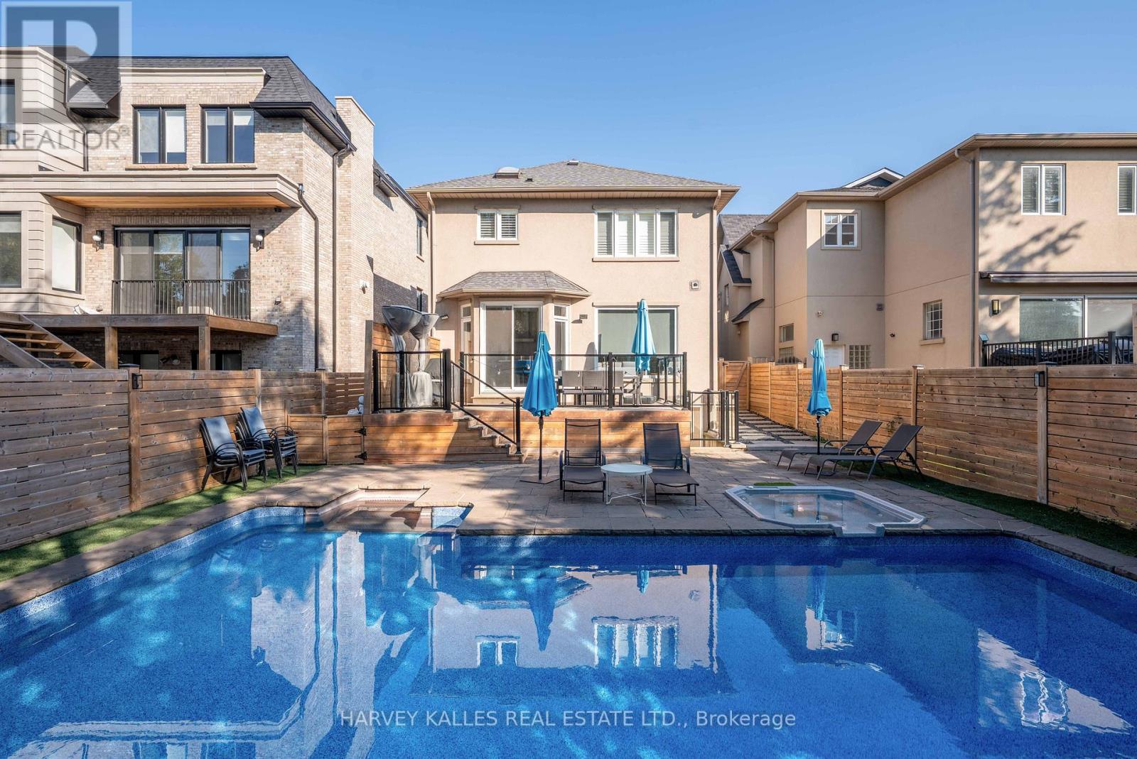 57 Burncrest Drive, Toronto, Ontario  M5M 2Z4 - Photo 39 - C13023922