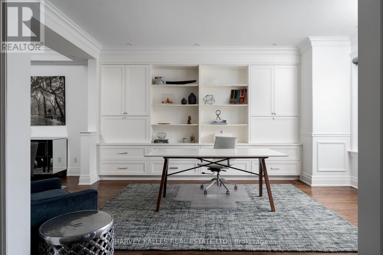 57 Burncrest Drive, Toronto, Ontario  M5M 2Z4 - Photo 4 - C13023922