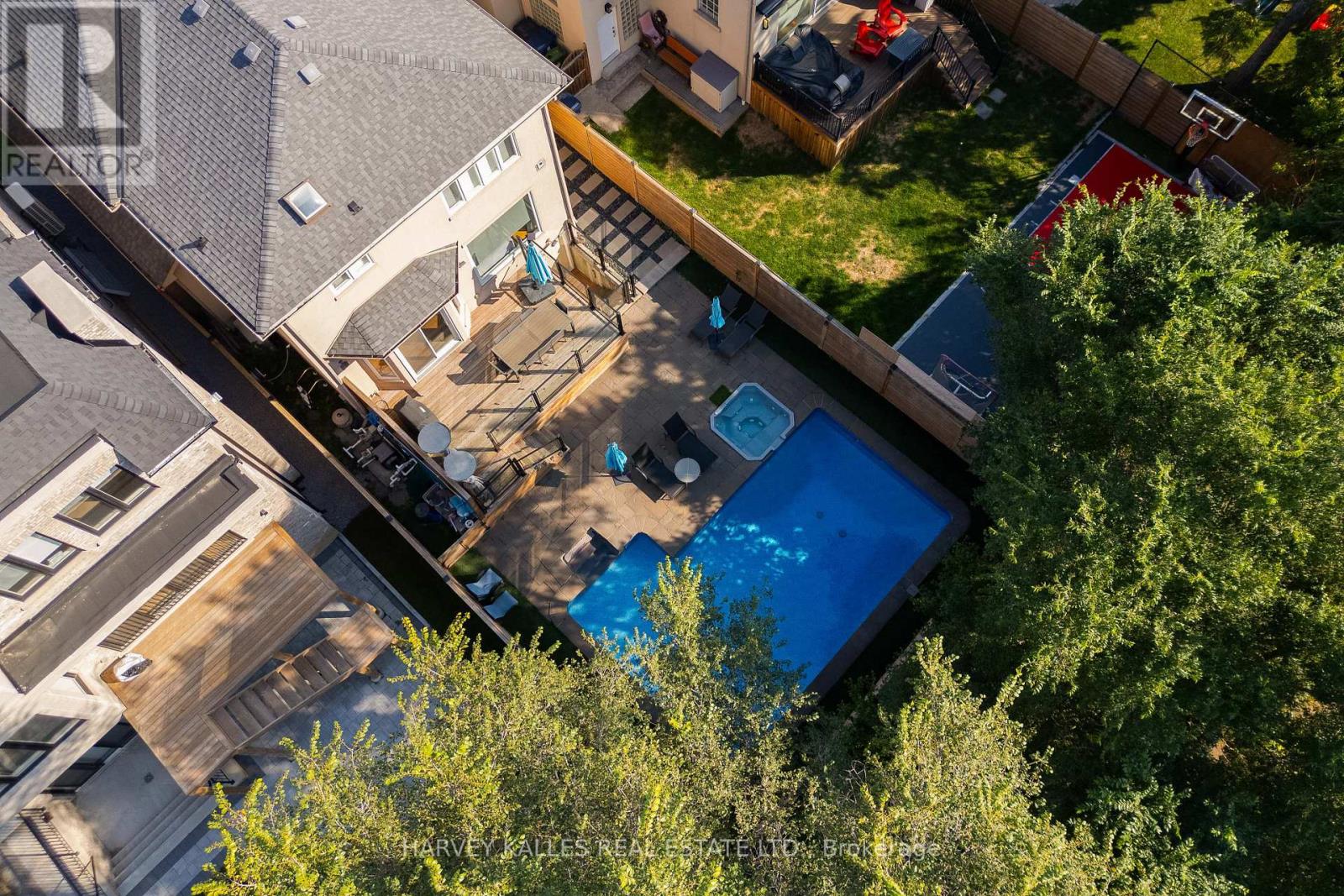 57 Burncrest Drive, Toronto, Ontario  M5M 2Z4 - Photo 48 - C13023922