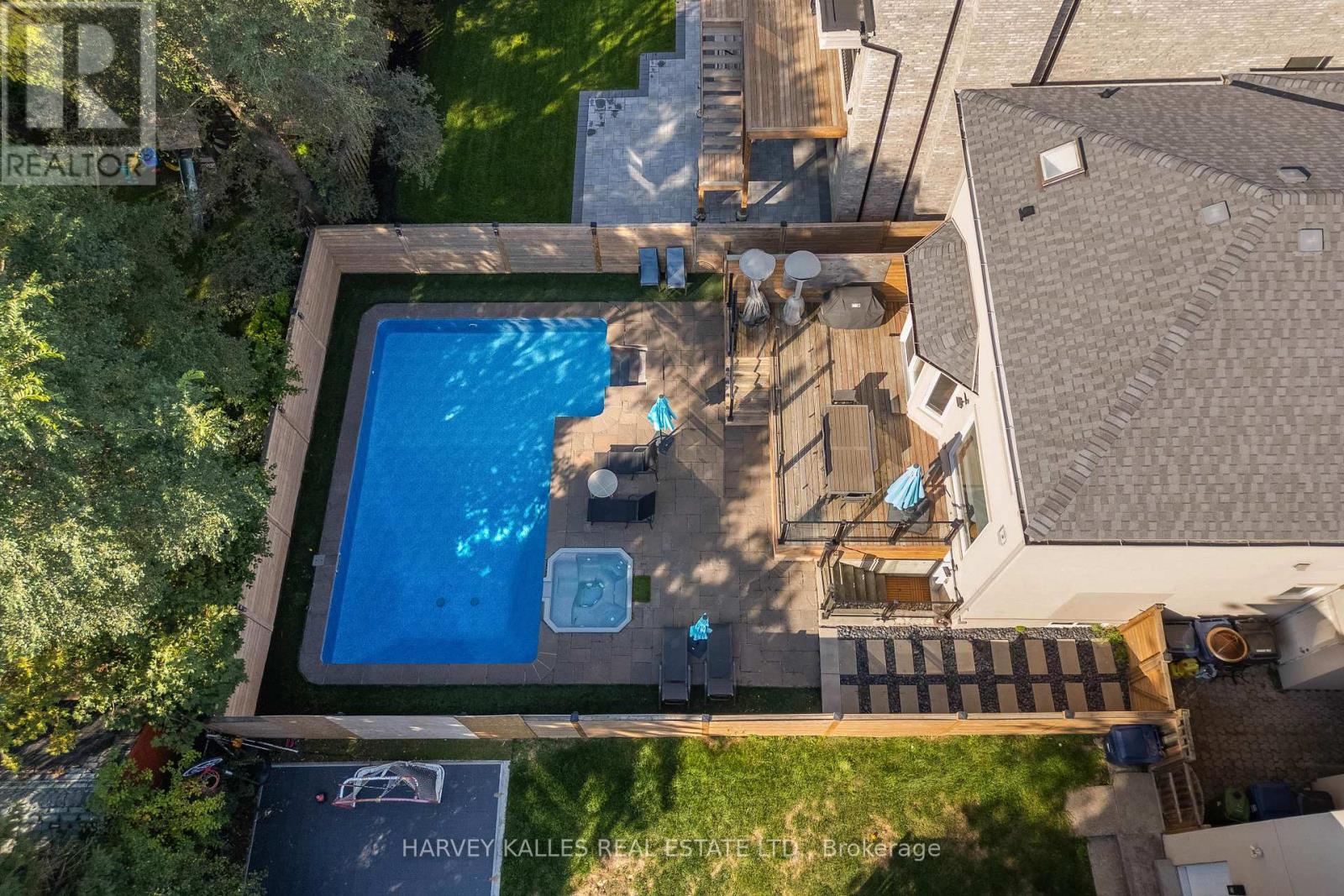 57 Burncrest Drive, Toronto, Ontario  M5M 2Z4 - Photo 49 - C13023922