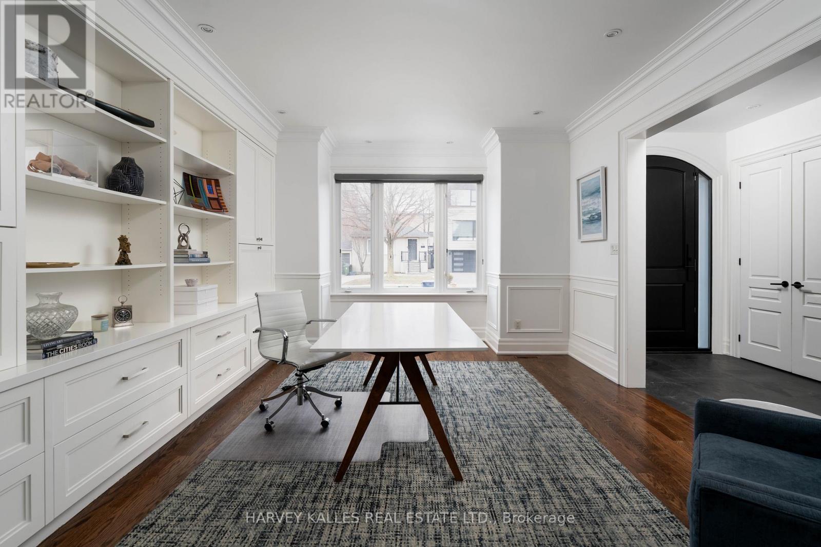 57 Burncrest Drive, Toronto, Ontario  M5M 2Z4 - Photo 6 - C13023922