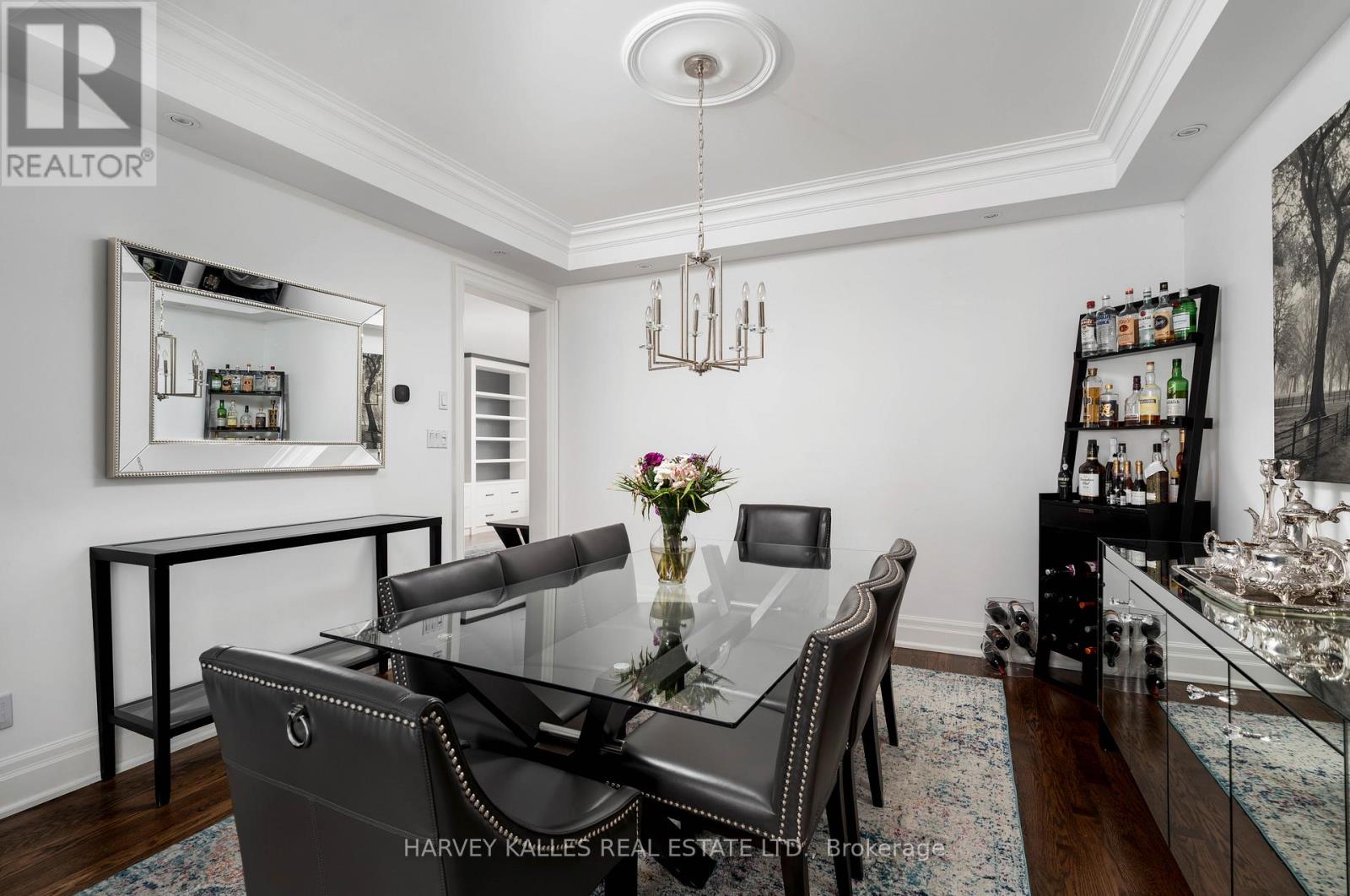 57 Burncrest Drive, Toronto, Ontario  M5M 2Z4 - Photo 8 - C13023922