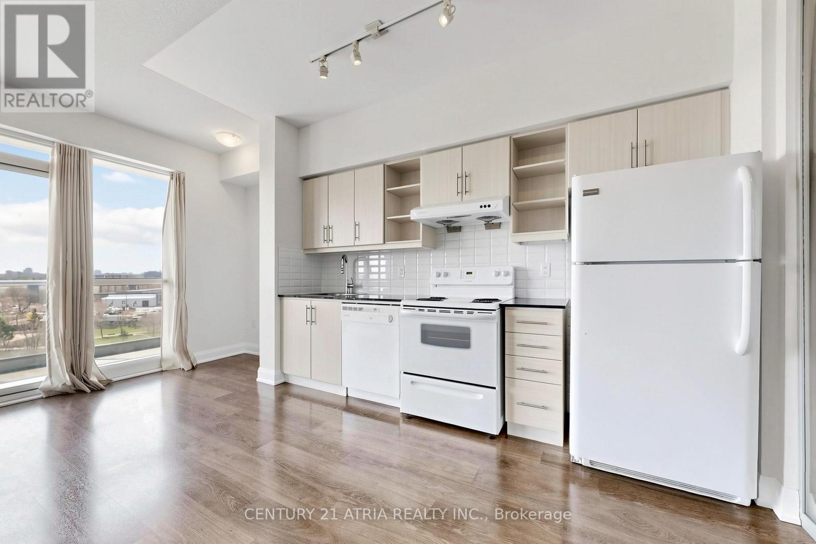 607 - 160 Vanderhoof Avenue, Toronto, Ontario  M4G 0B7 - Photo 6 - C13023972