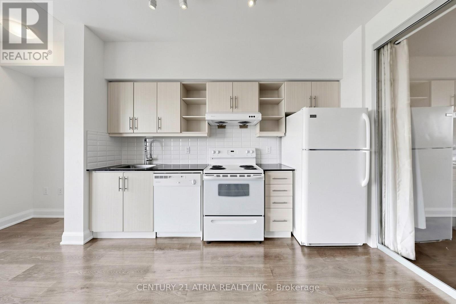 607 - 160 Vanderhoof Avenue, Toronto, Ontario  M4G 0B7 - Photo 7 - C13023972