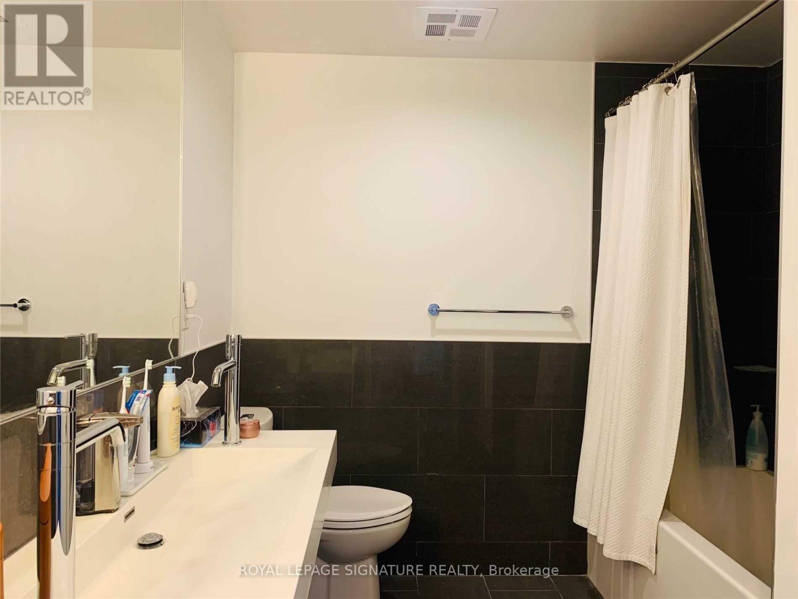 2801 - 70 Distillery Lane, Toronto, Ontario  M5A 0E3 - Photo 12 - C13023998