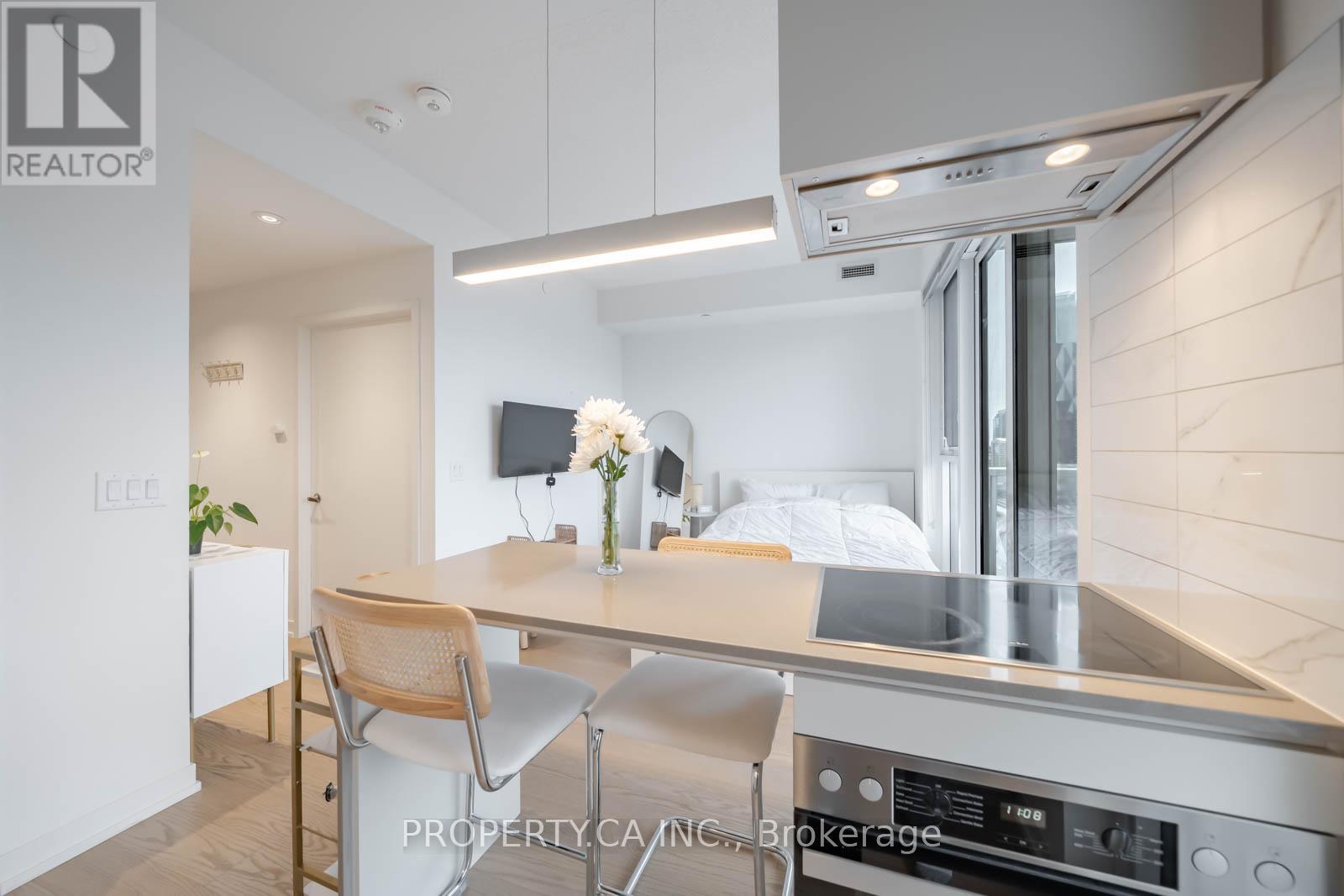 1811 - 15 LOWER JARVIS STREET, Toronto, Ontario