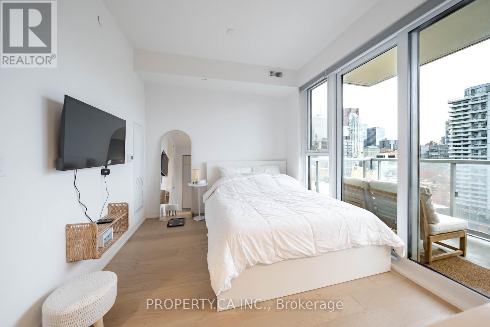 1811 - 15 Lower Jarvis Street, Toronto, Ontario  M5E 0C4 - Photo 3 - C13024072