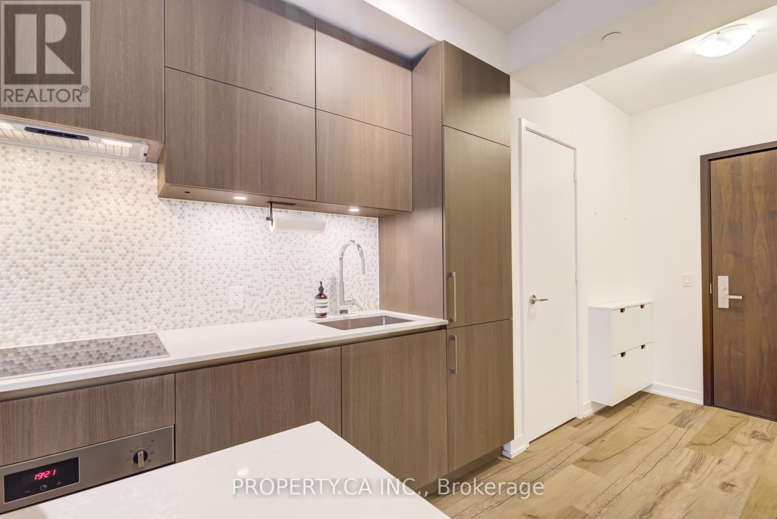 1710 - 1 Yorkville Avenue, Toronto, Ontario  M4W 0B1 - Photo 16 - C13024076