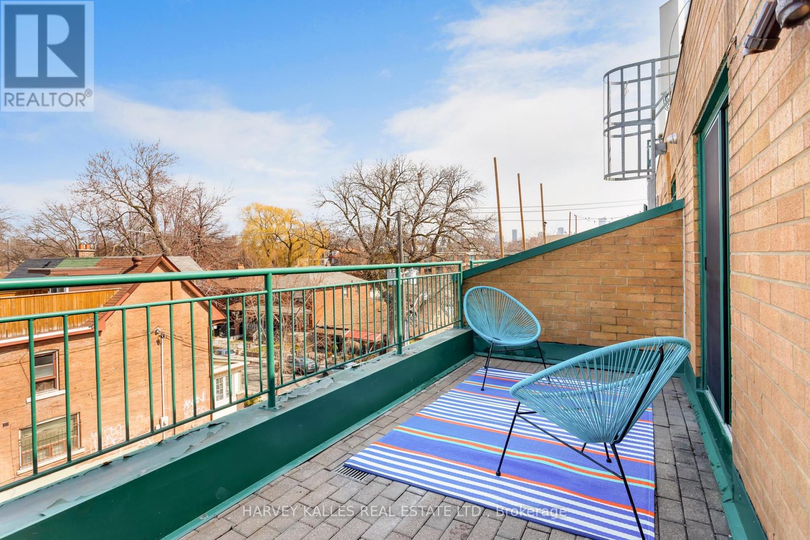 #2 Fl3 - 1106 Dundas Street W, Toronto, Ontario  M6J 1X2 - Photo 32 - C13024086