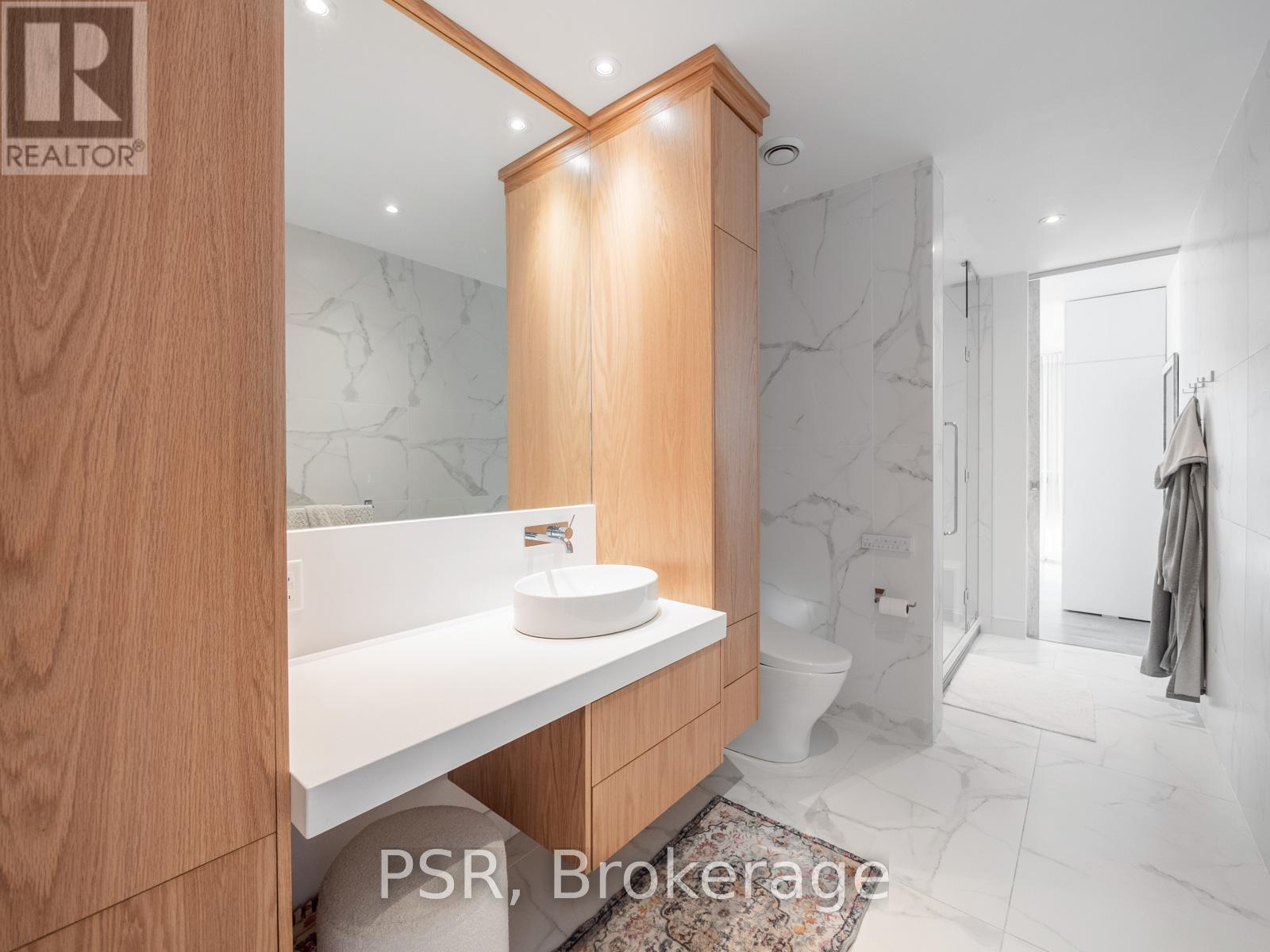 313 - 60 Bathurst Street, Toronto, Ontario  M5V 2P7 - Photo 16 - C13024128