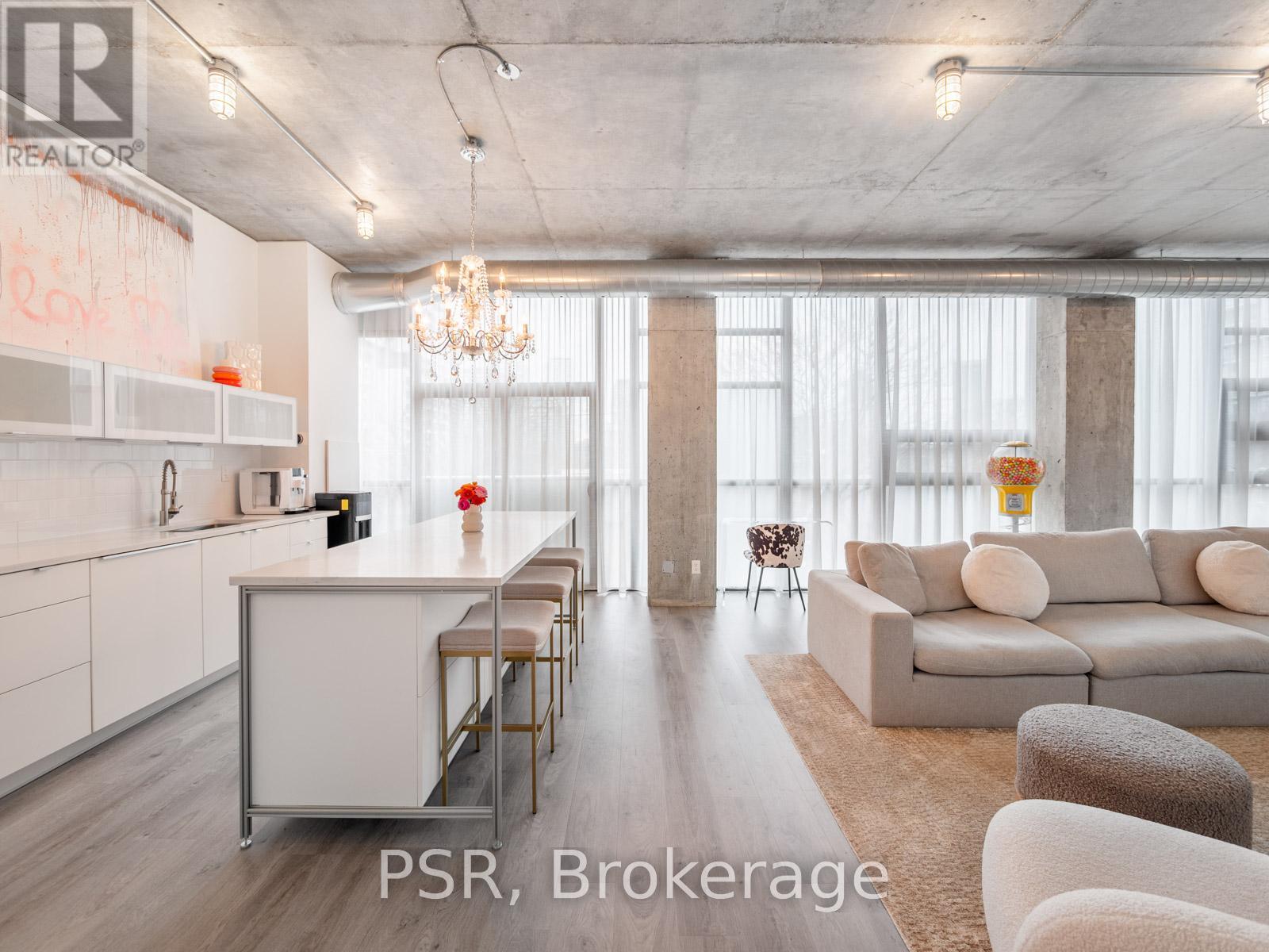 313 - 60 Bathurst Street, Toronto, Ontario  M5V 2P7 - Photo 3 - C13024128