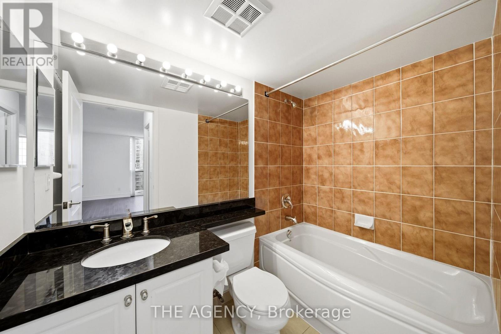 1703 - 4978 Yonge Street, Toronto, Ontario  M2N 7G8 - Photo 27 - C13024152