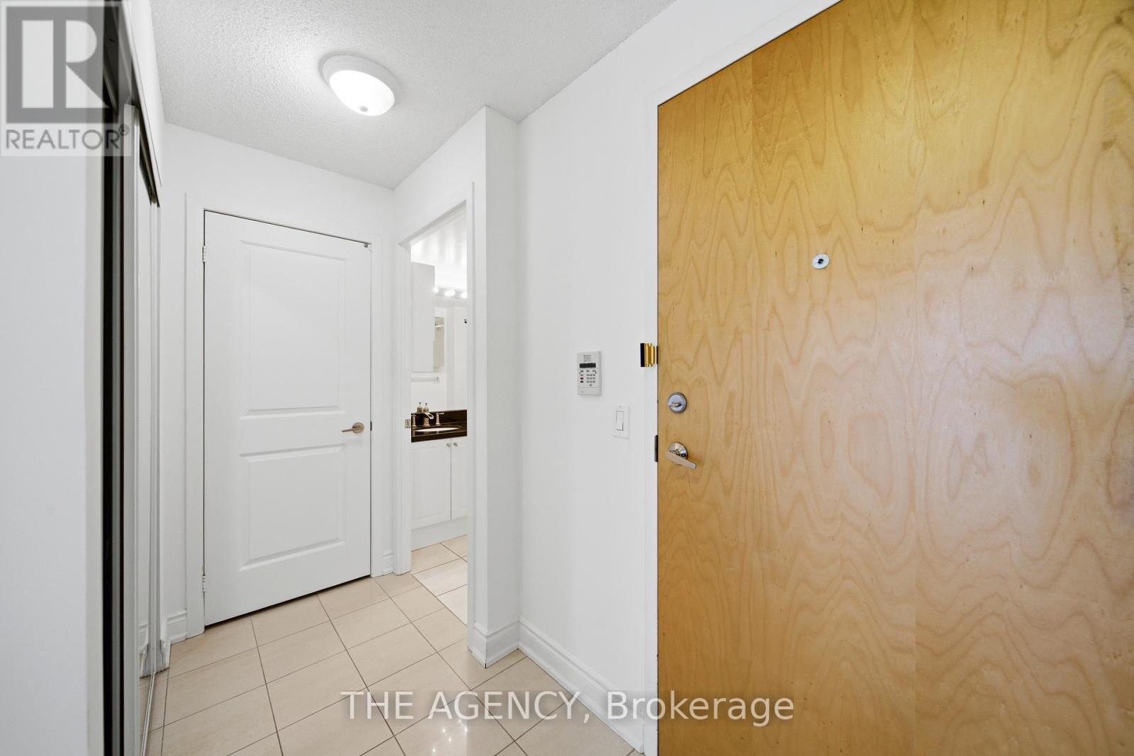 1703 - 4978 Yonge Street, Toronto, Ontario  M2N 7G8 - Photo 28 - C13024152