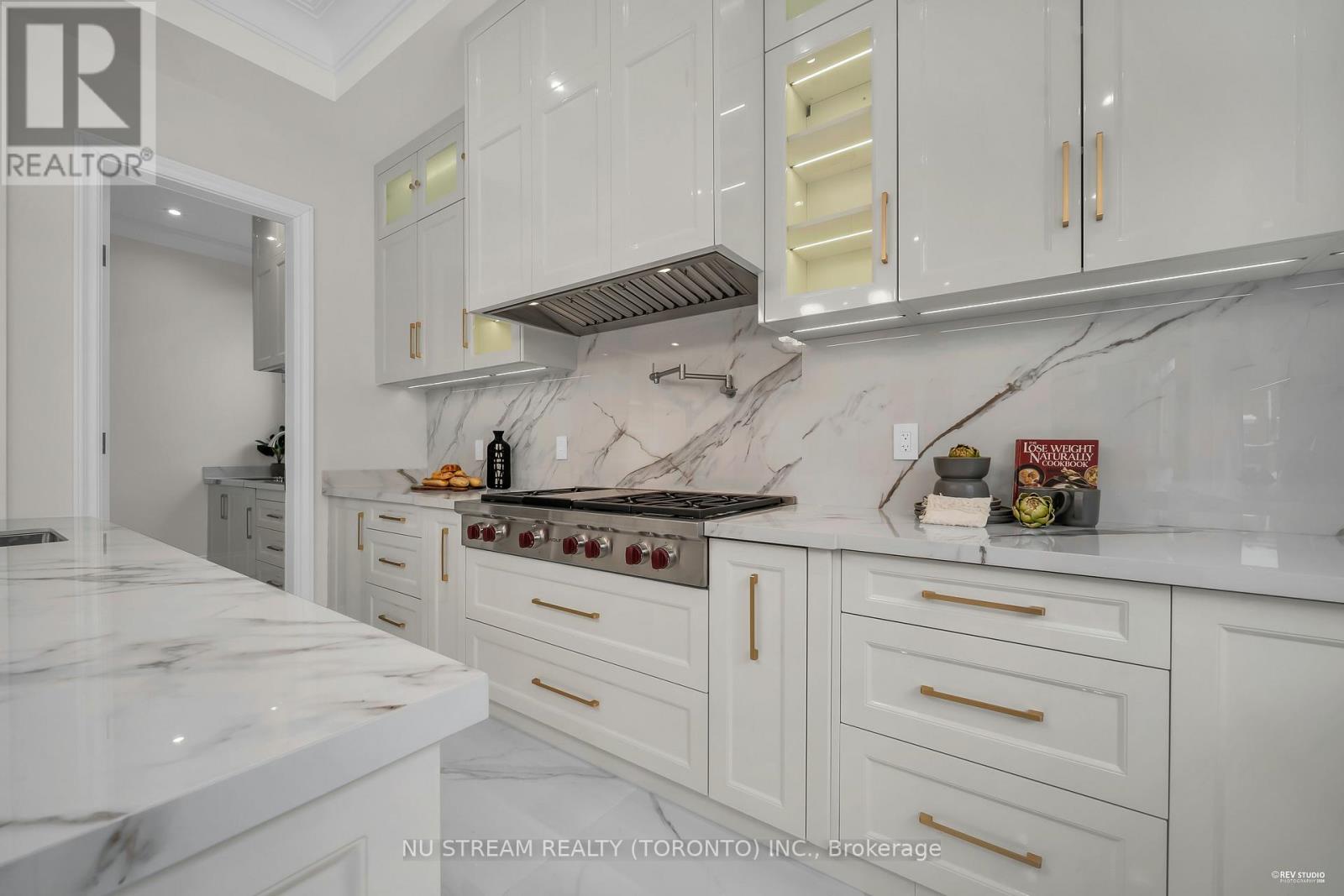 108 Abitibi Avenue, Toronto, Ontario  M2M 2V6 - Photo 10 - C13024186