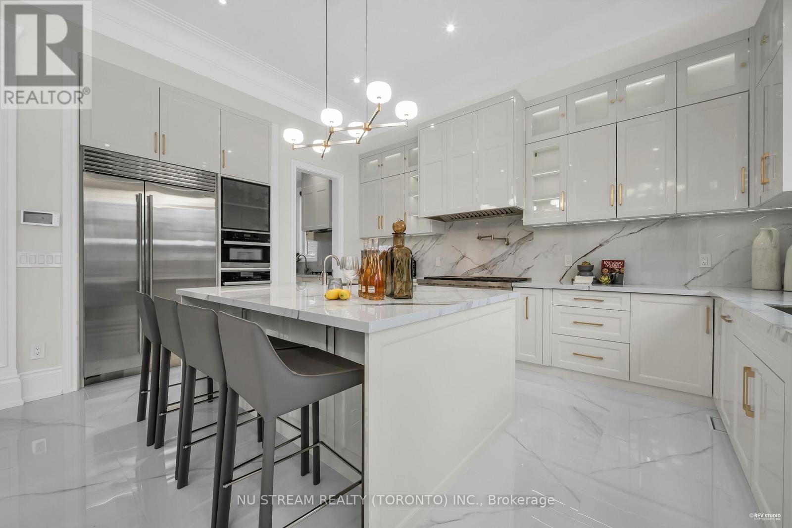 108 Abitibi Avenue, Toronto, Ontario  M2M 2V6 - Photo 8 - C13024186