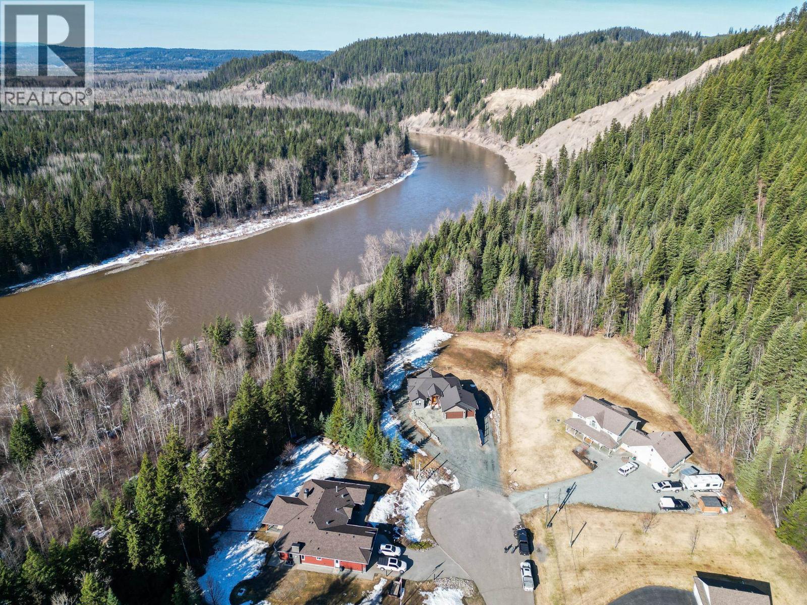 9399 Summerset Place, Prince George, British Columbia  V2K 5A1 - Photo 2 - R3113917