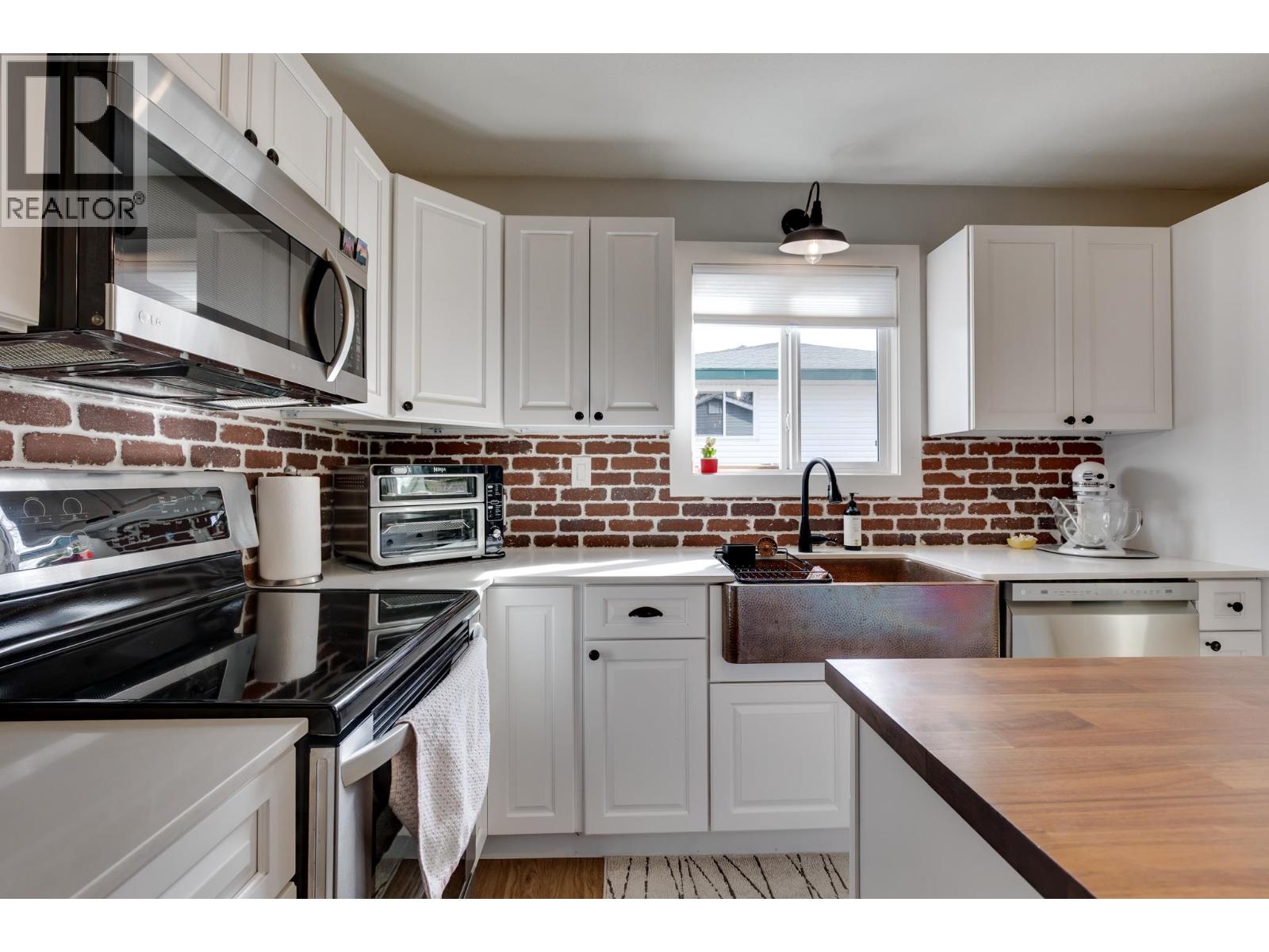 8320 W 16 Highway, Prince George, British Columbia  V2N 6M9 - Photo 3 - R3113922