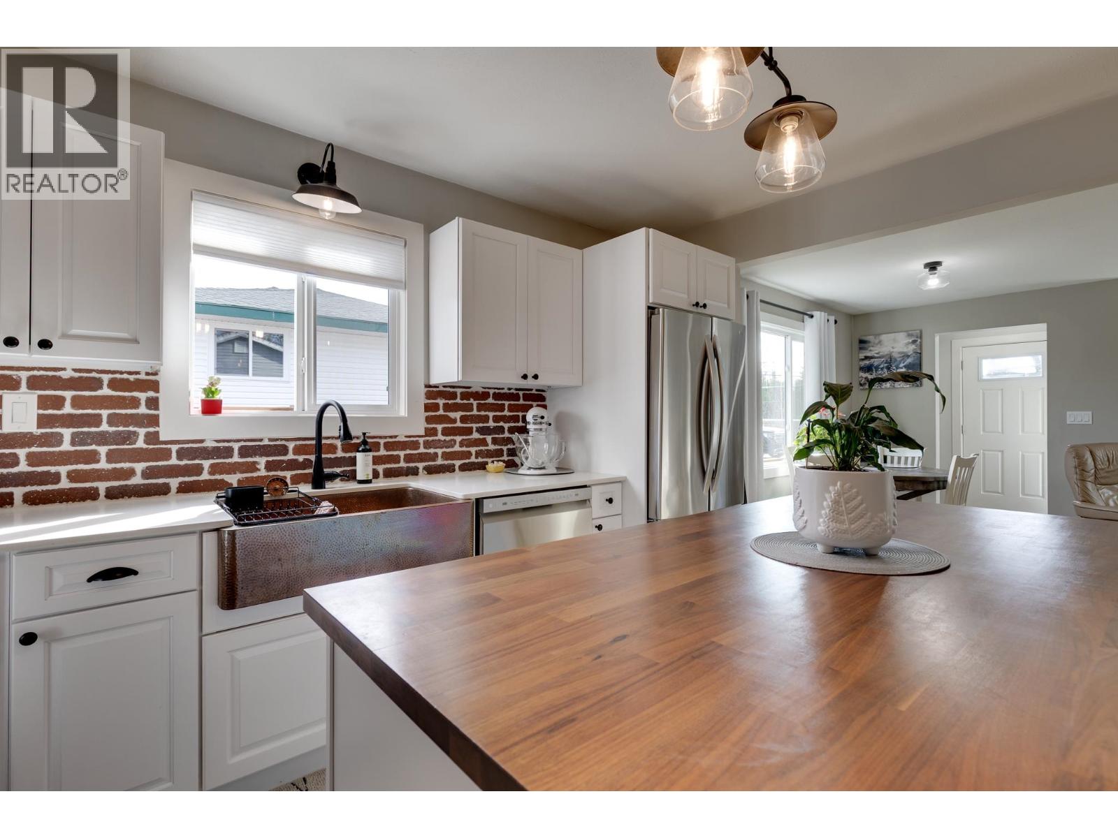 8320 W 16 Highway, Prince George, British Columbia  V2N 6M9 - Photo 4 - R3113922